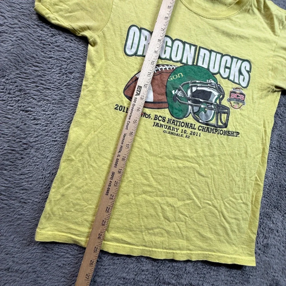Hanes Oregon Ducks T Shirt Mens Small Yellow Good 2011 BCS National Championship